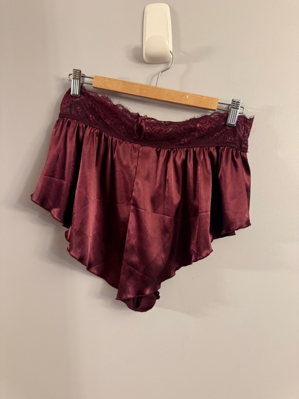 Mentionables Burgundy Satin Lace Sleep Shorts Flowy Lingerie Pajama Bottoms XL